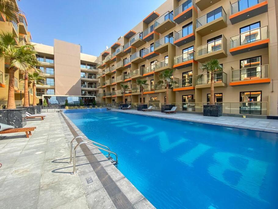 Family-friendly 1 Bedroom In Jvc * Dubai